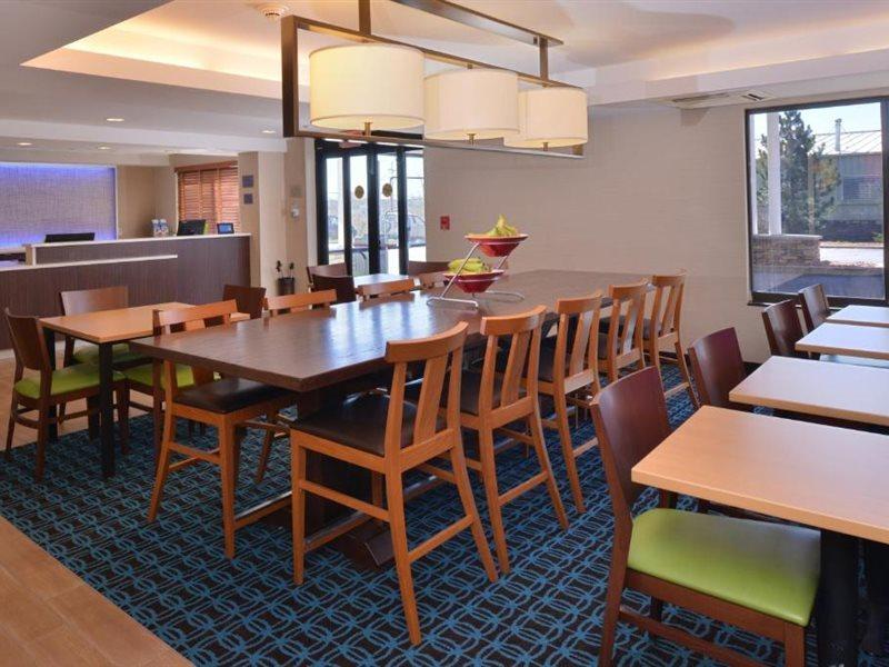 Fairfield By Marriott Rochester Henrietta/University Area Zewnętrze zdjęcie